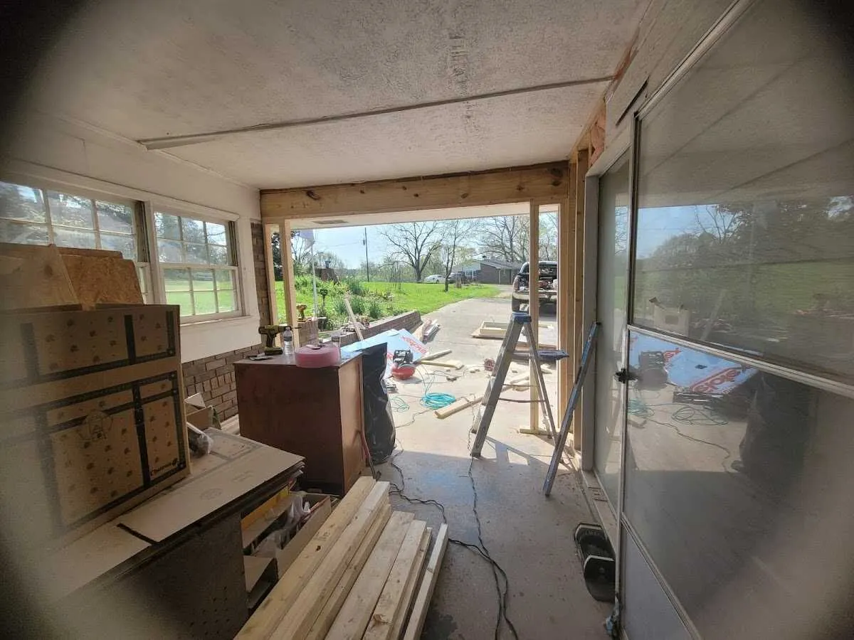 Air movers and dehumidifier for Drying & Dehumidification in Reidsville